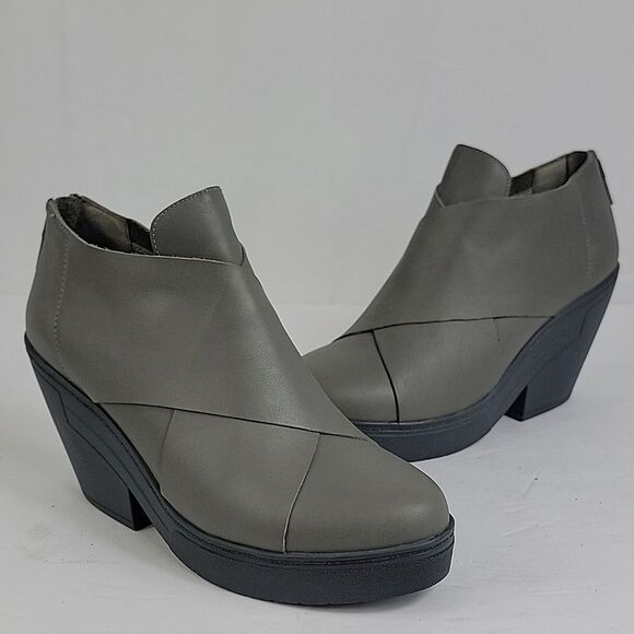 Eileen Fisher Black Cosmos Women's Bootie - Picture 2 of 12
